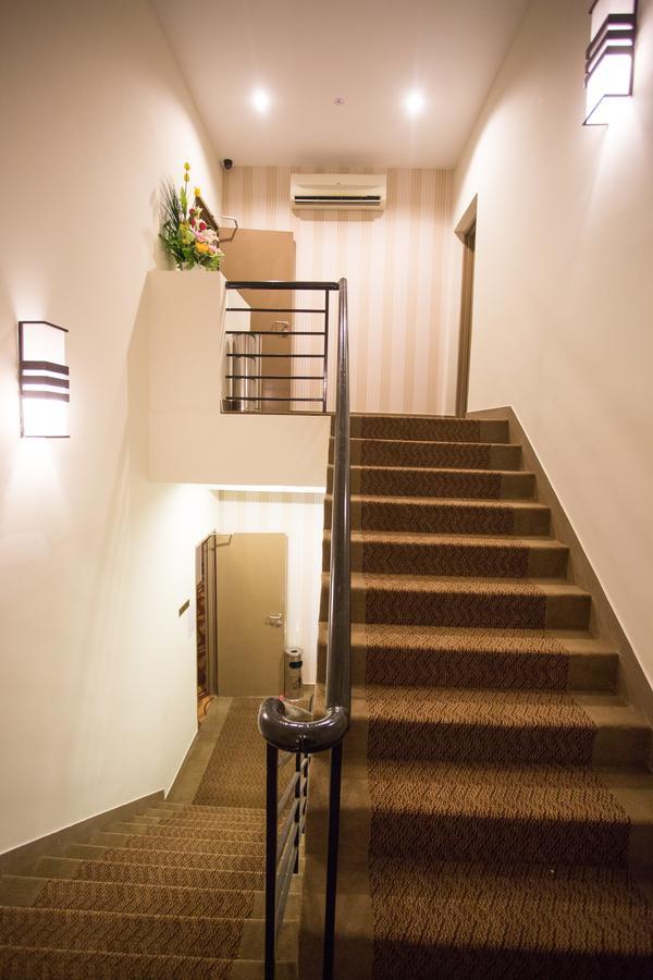 Hotel Zamburger Victory City Johor Bahru Dış mekan fotoğraf