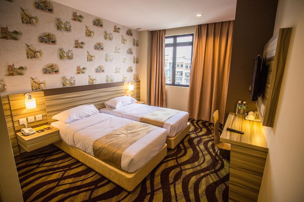 Hotel Zamburger Victory City Johor Bahru Oda fotoğraf