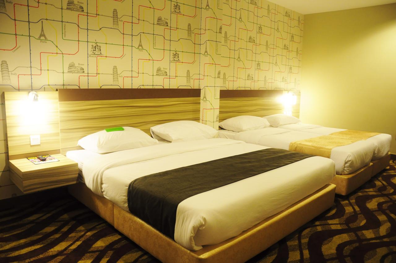 Hotel Zamburger Victory City Johor Bahru Oda fotoğraf